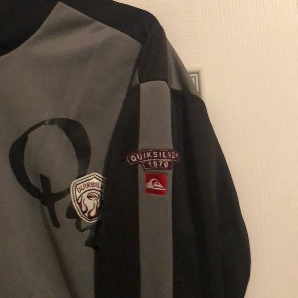 QuickSilver Jacket - Picture 3 of 5